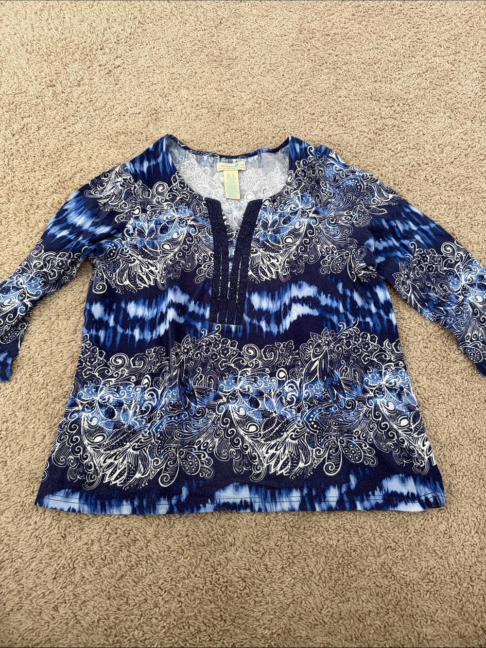Caribbean Joe Blue and White Patterned V-Neck Top